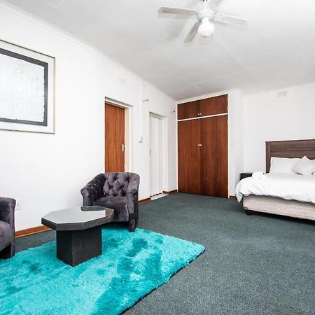 בוקסבורג Willow Guest House מראה חיצוני תמונה
