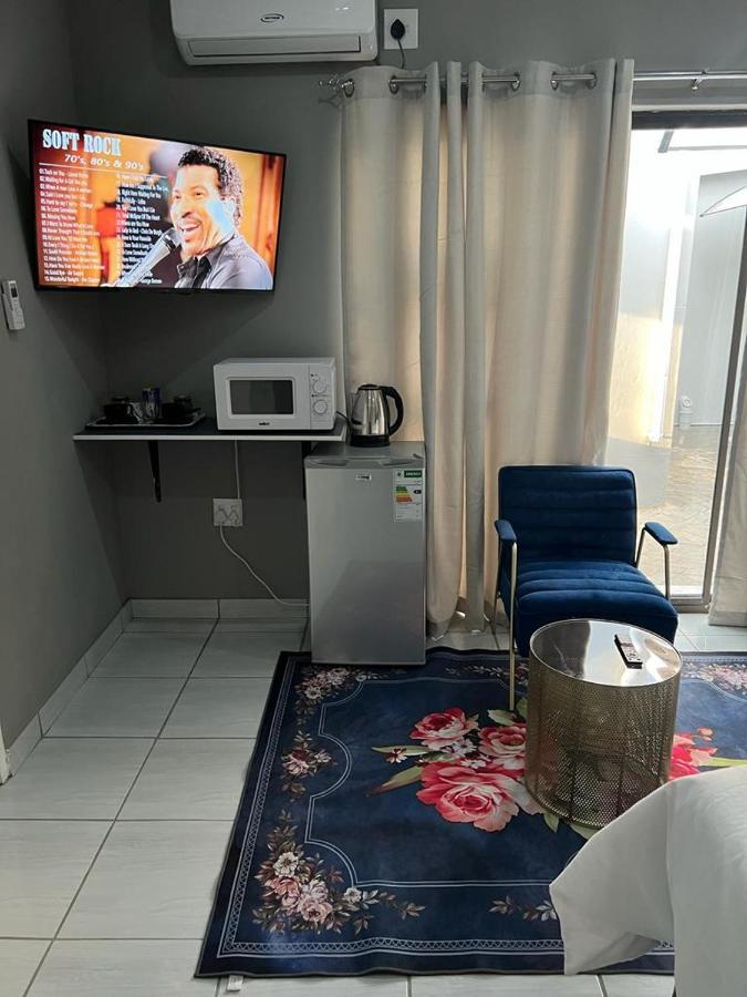 בוקסבורג Willow Guest House מראה חיצוני תמונה