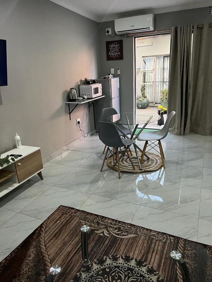 בוקסבורג Willow Guest House מראה חיצוני תמונה