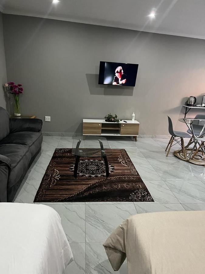 בוקסבורג Willow Guest House מראה חיצוני תמונה