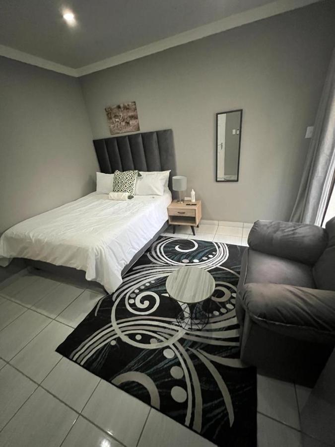בוקסבורג Willow Guest House מראה חיצוני תמונה