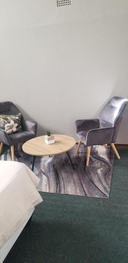 בוקסבורג Willow Guest House מראה חיצוני תמונה