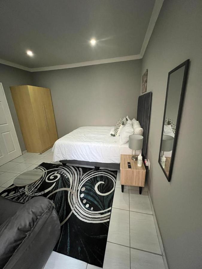 בוקסבורג Willow Guest House מראה חיצוני תמונה