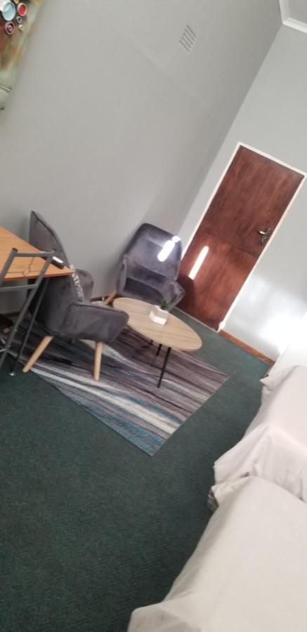 בוקסבורג Willow Guest House מראה חיצוני תמונה